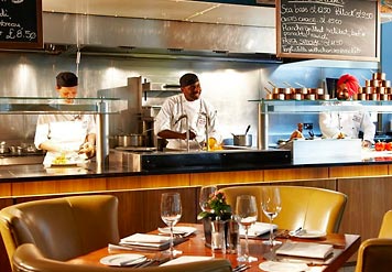 Curve Restaurant and Bar